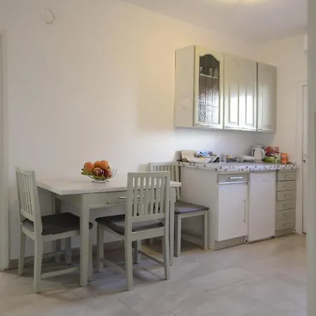 Domagoj Apartment *